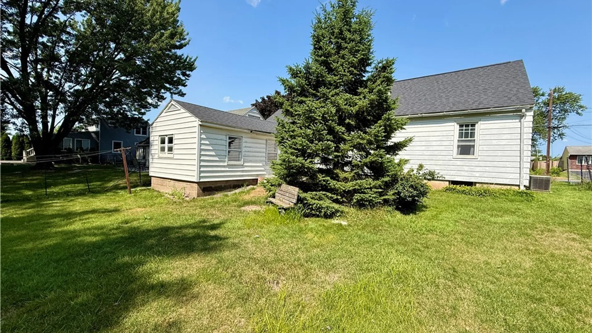 Property at 116 Chestnut Hill Drive, Salina, NY 13088 29