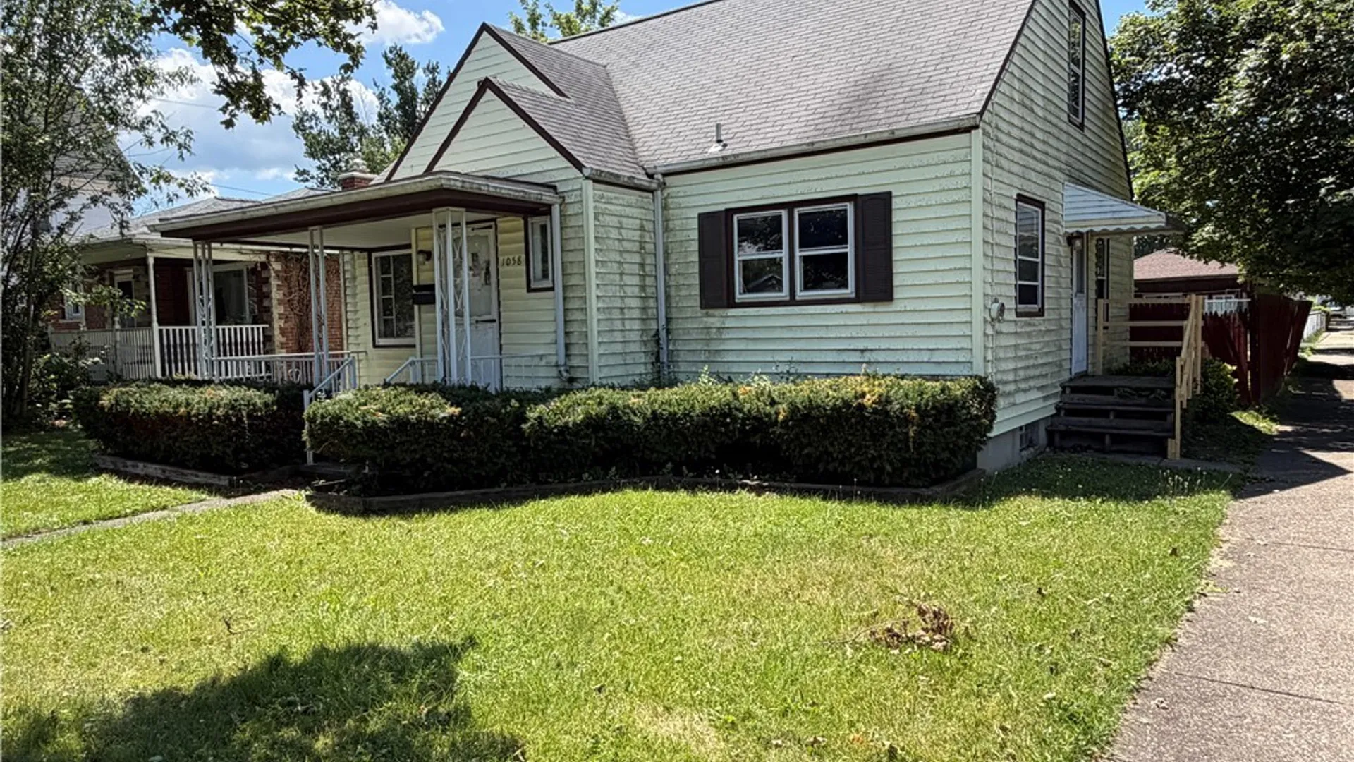 Property at 1058 92nd Street, Niagara Falls, NY 14304 3