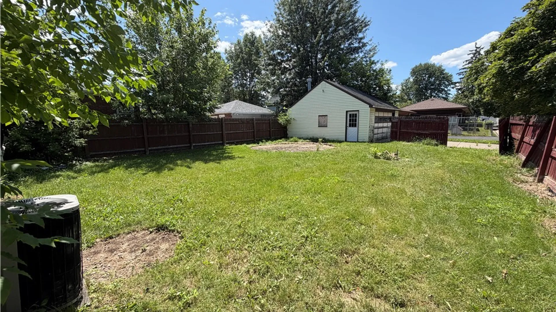 Property at 1058 92nd Street, Niagara Falls, NY 14304 4