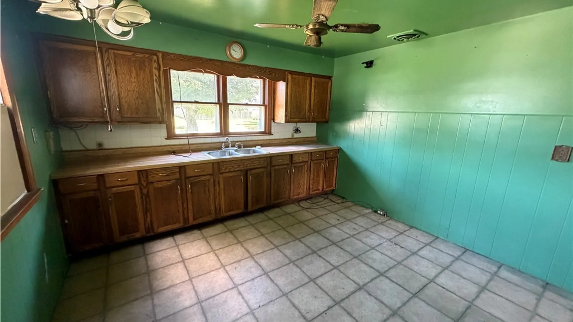 Property at 1058 92nd Street, Niagara Falls, NY 14304 7