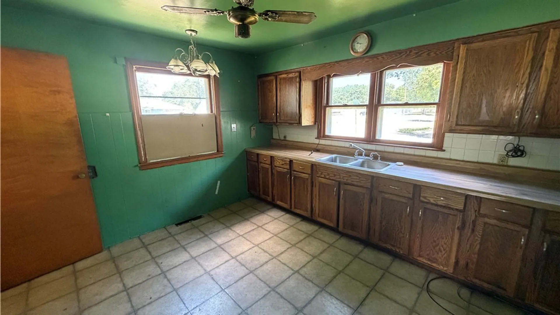 Property at 1058 92nd Street, Niagara Falls, NY 14304 8