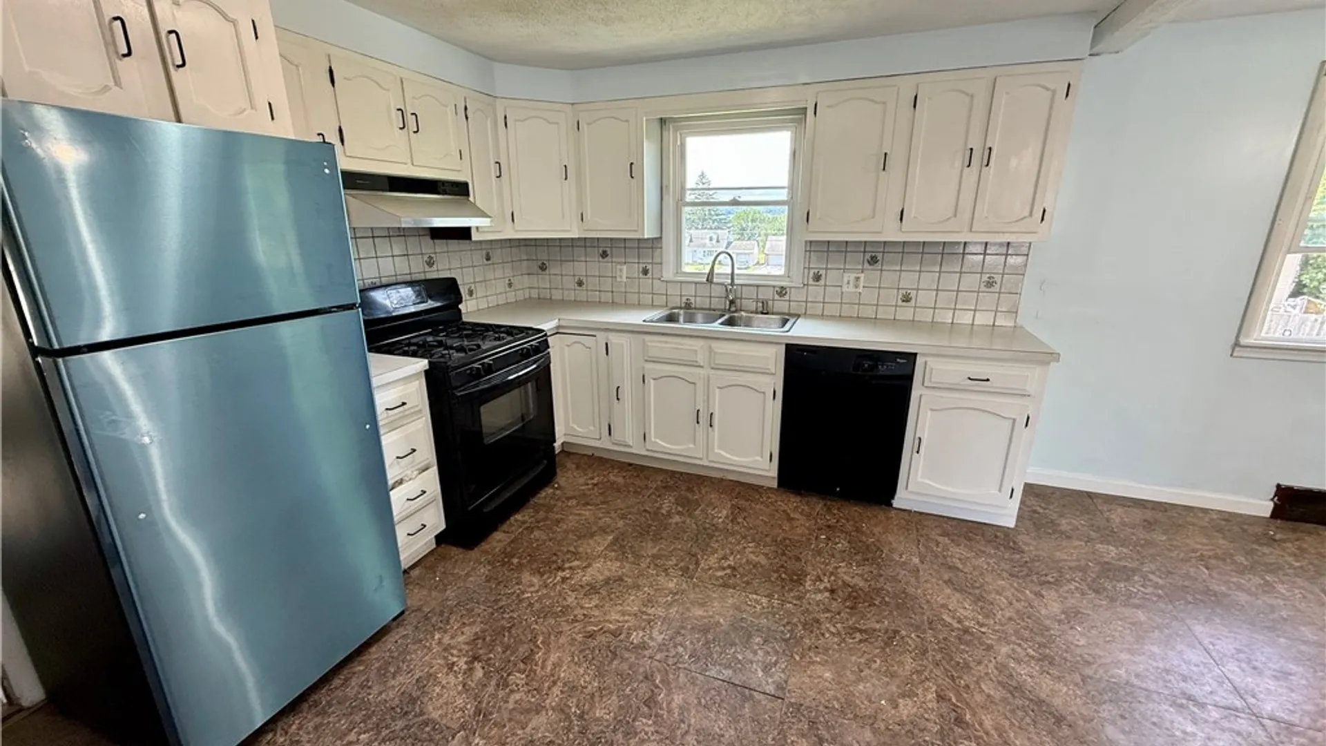 Property at 111 Deborah Drive, Salina, NY 13088 7