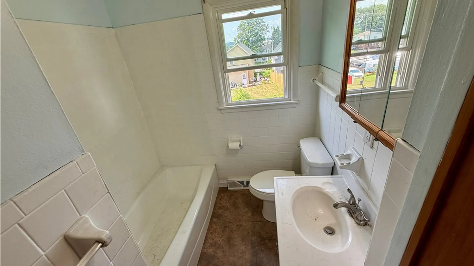 Property at 111 Deborah Drive, Salina, NY 13088 16