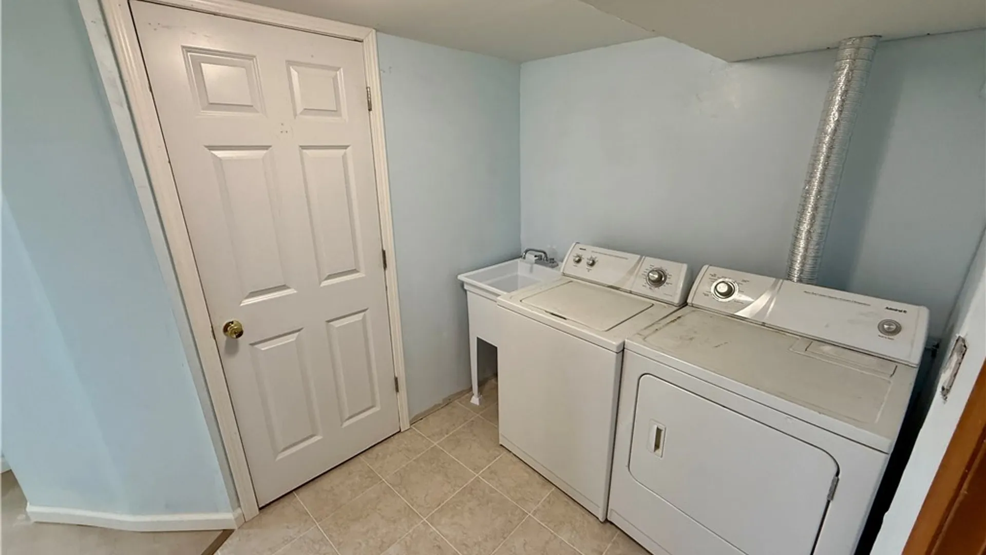 Property at 111 Deborah Drive, Salina, NY 13088 21