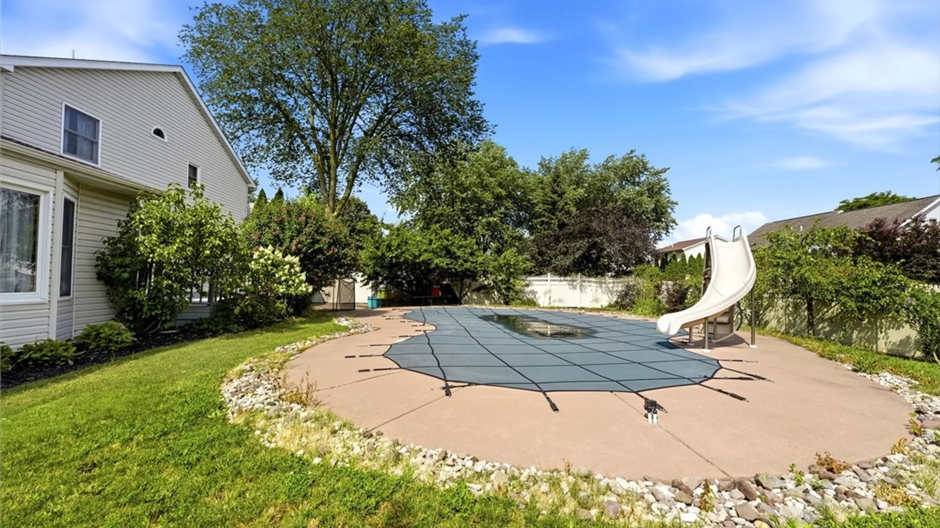 Property at 29 Continental Drive, Lockport City, NY 14094 7