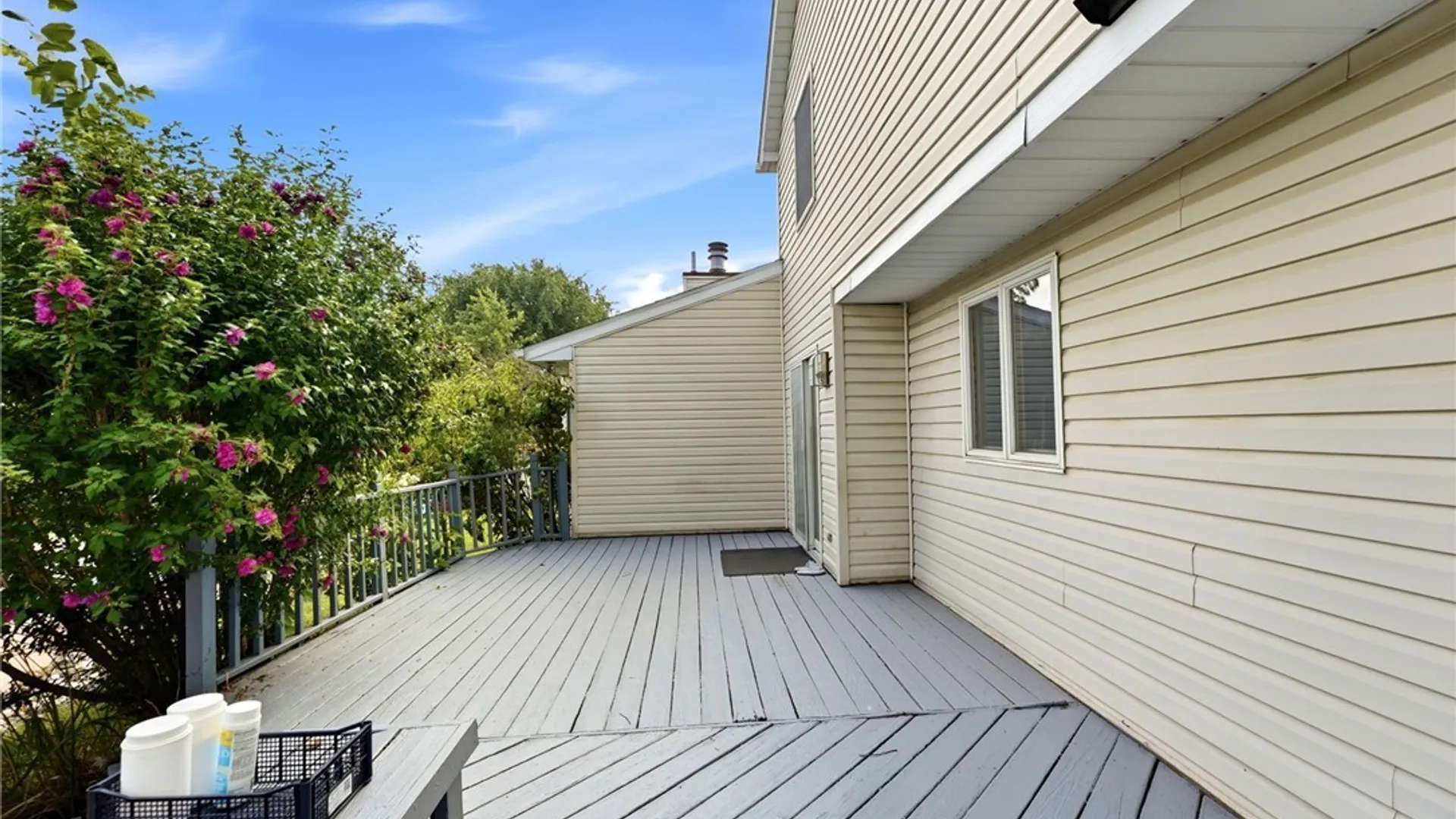 Property at 29 Continental Drive, Lockport City, NY 14094 11