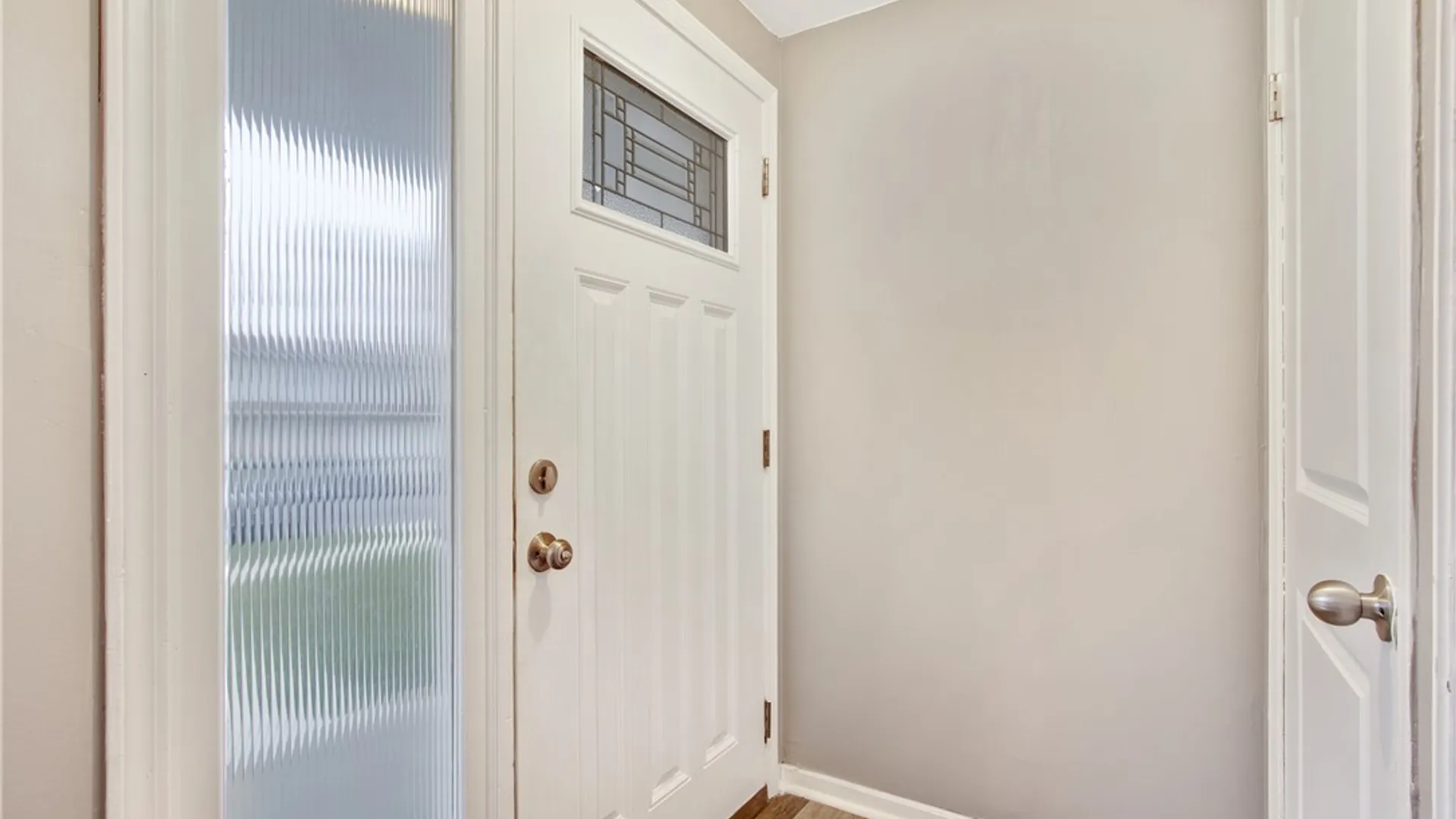 Property at 106 Patsy Lane, Cheektowaga, NY 14043 4