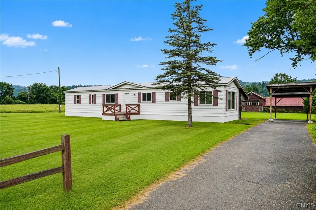 Property at 19 Royal Street, Candor, NY 13743