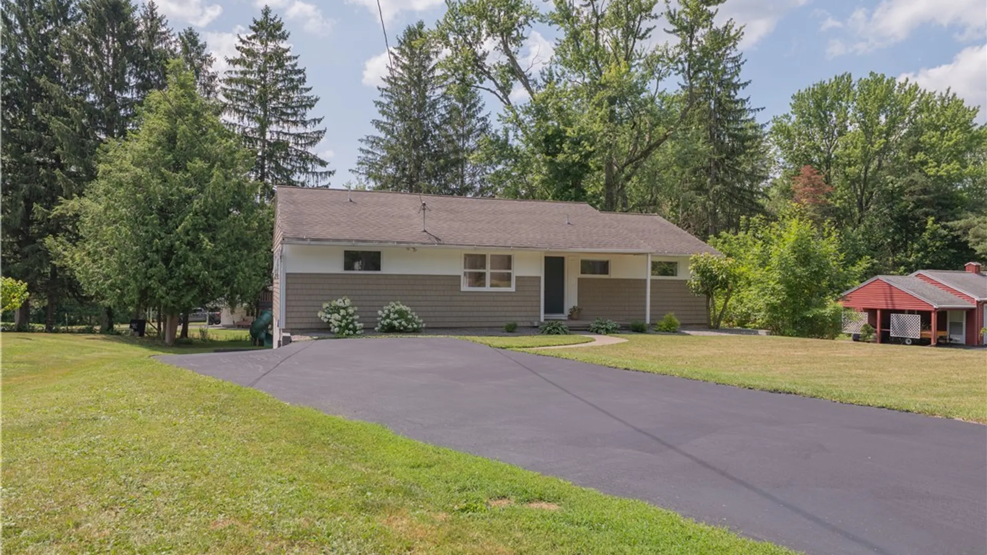 Property at 4 Fineview Drive, Deerfield, NY 13502 33