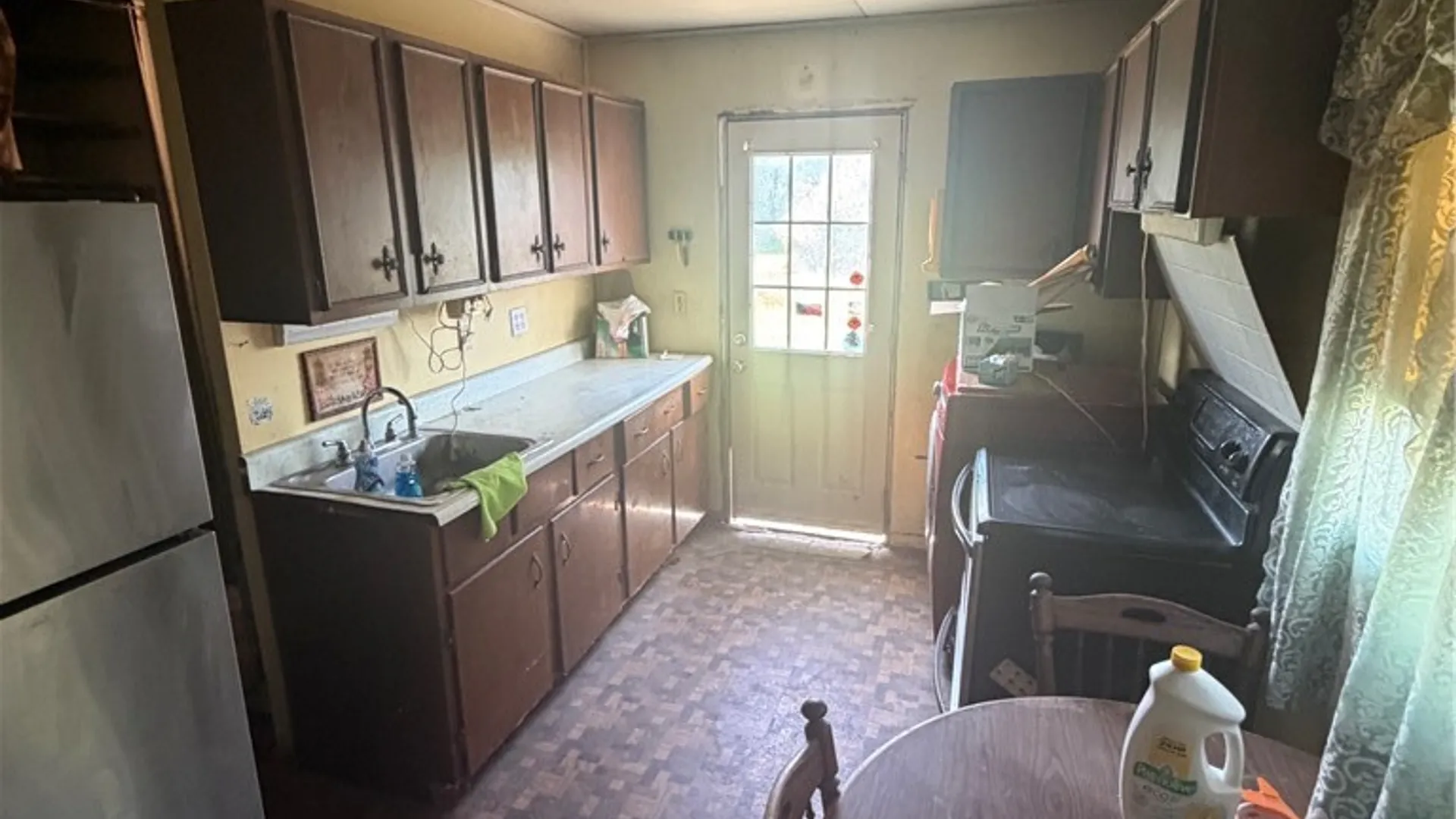 Property at 4315 Isherwood Drive, Niagara, NY 14305 16