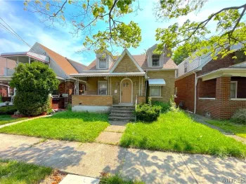 Property at 529 17th Street, Niagara Falls, NY 14301