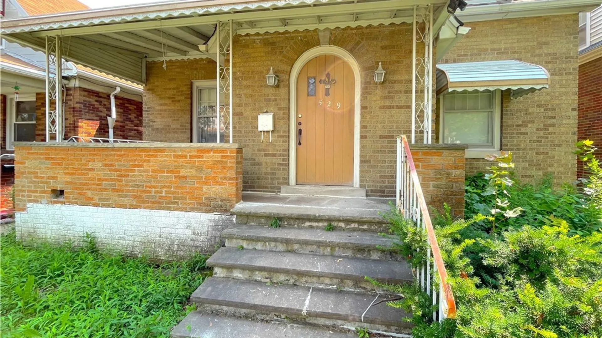Property at 529 17th Street, Niagara Falls, NY 14301 3