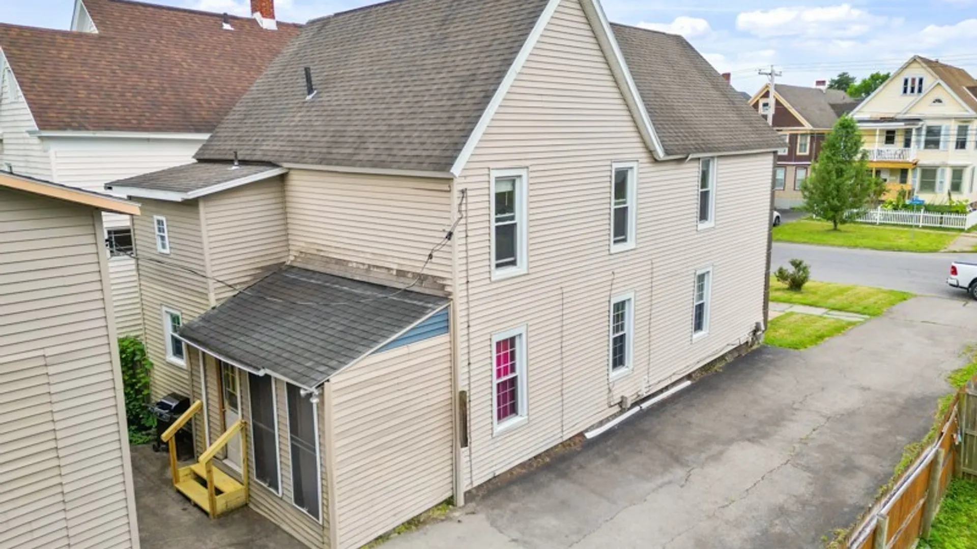 Property at 743 Rutger st, Utica, NY 13501 6