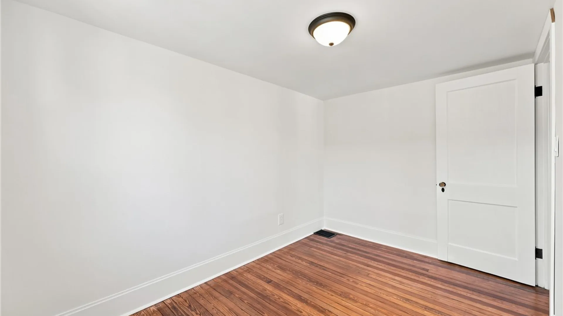 Property at 109 Victory Avenue, Lackawanna, NY 14218 24