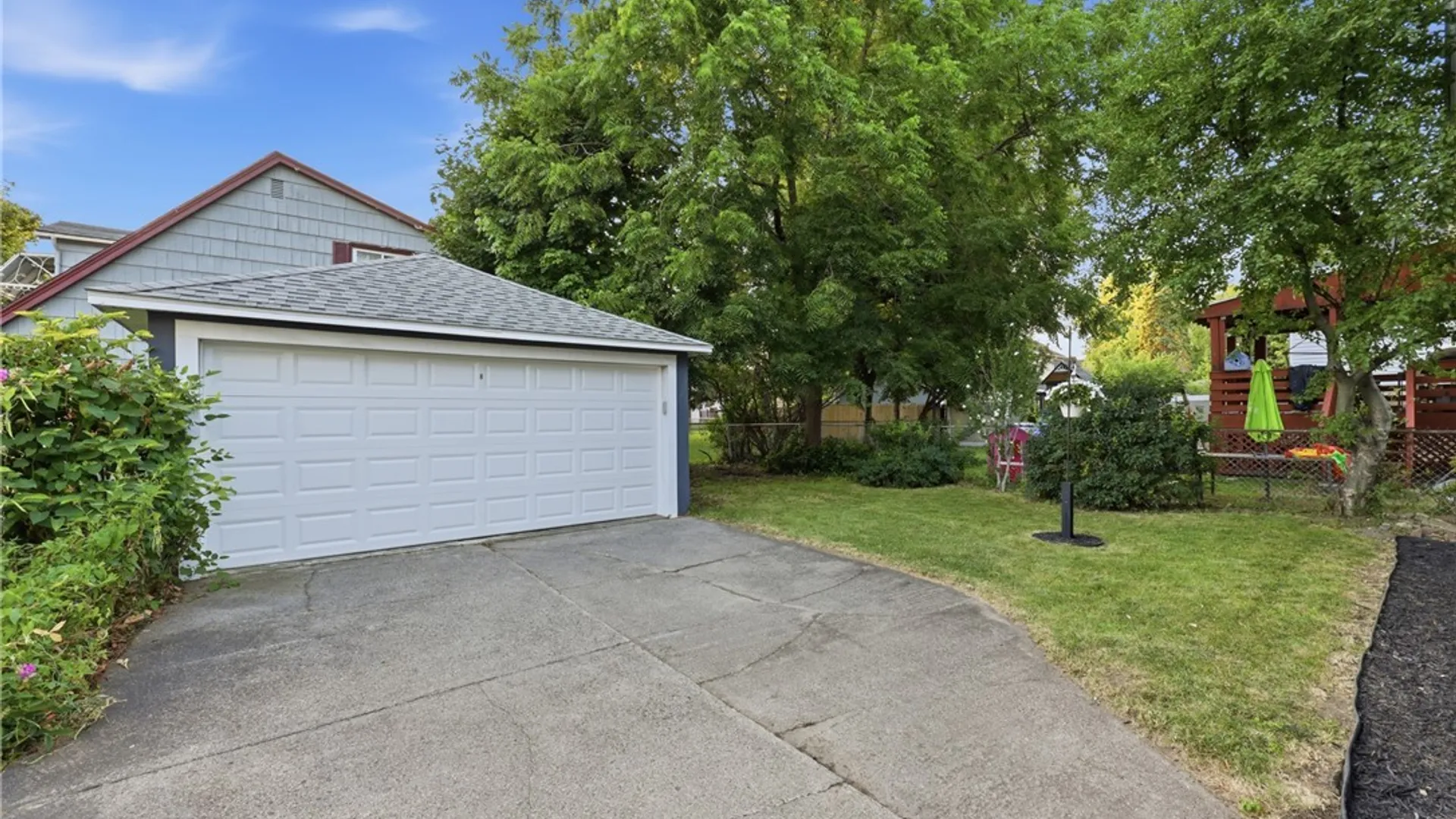 Property at 109 Victory Avenue, Lackawanna, NY 14218 35
