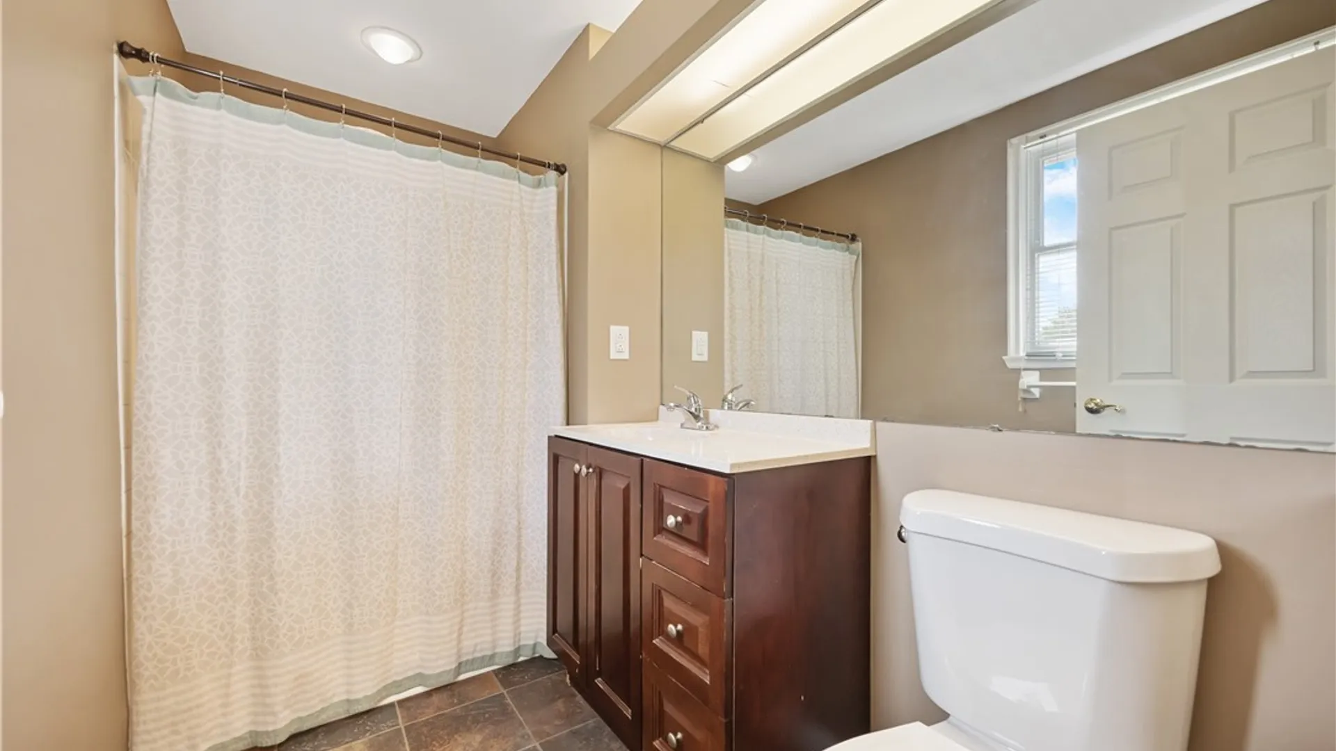Property at 89 Inglesid Lane, Salina, NY 13090 38