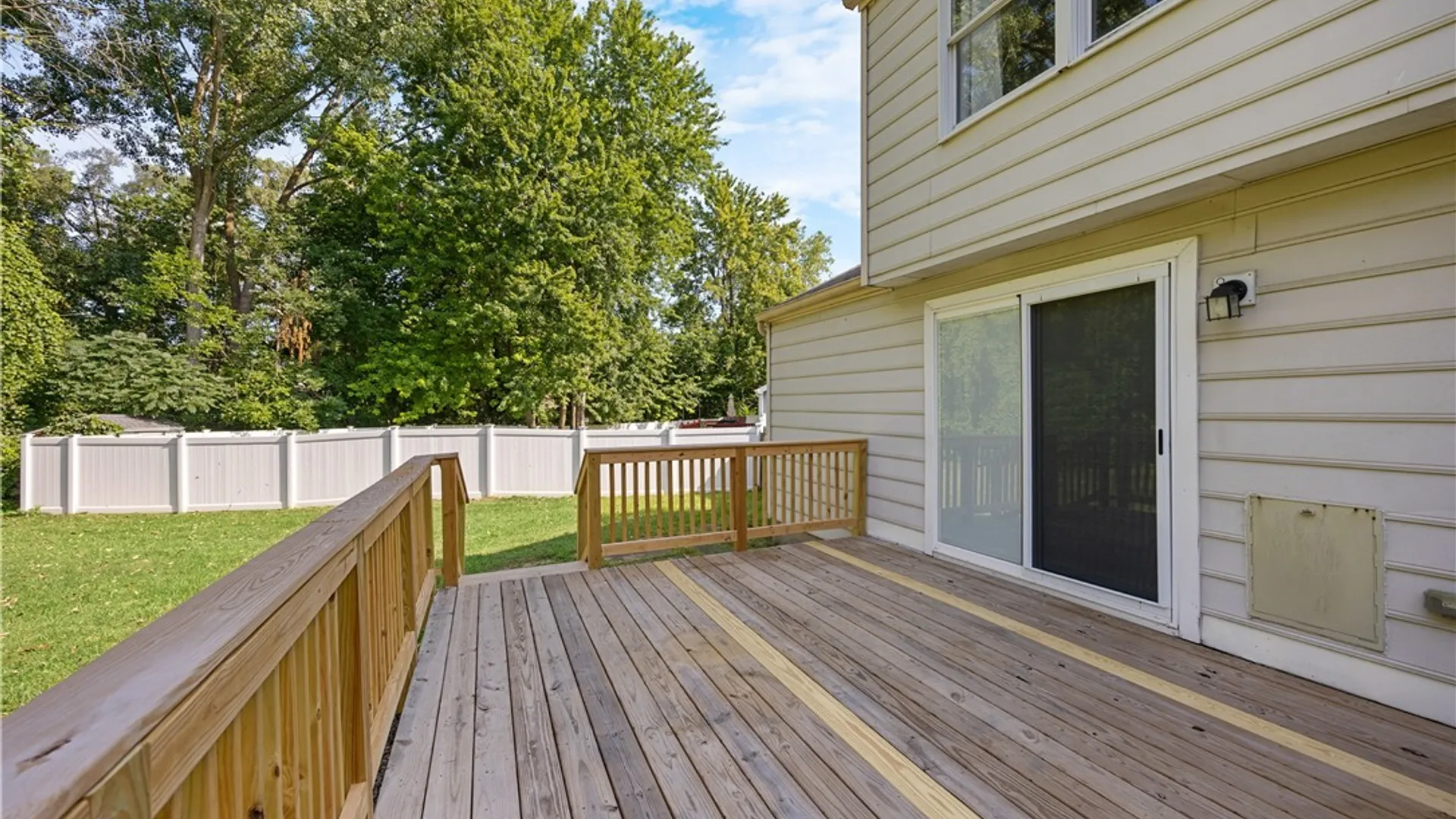 Property at 89 Inglesid Lane, Salina, NY 13090 40