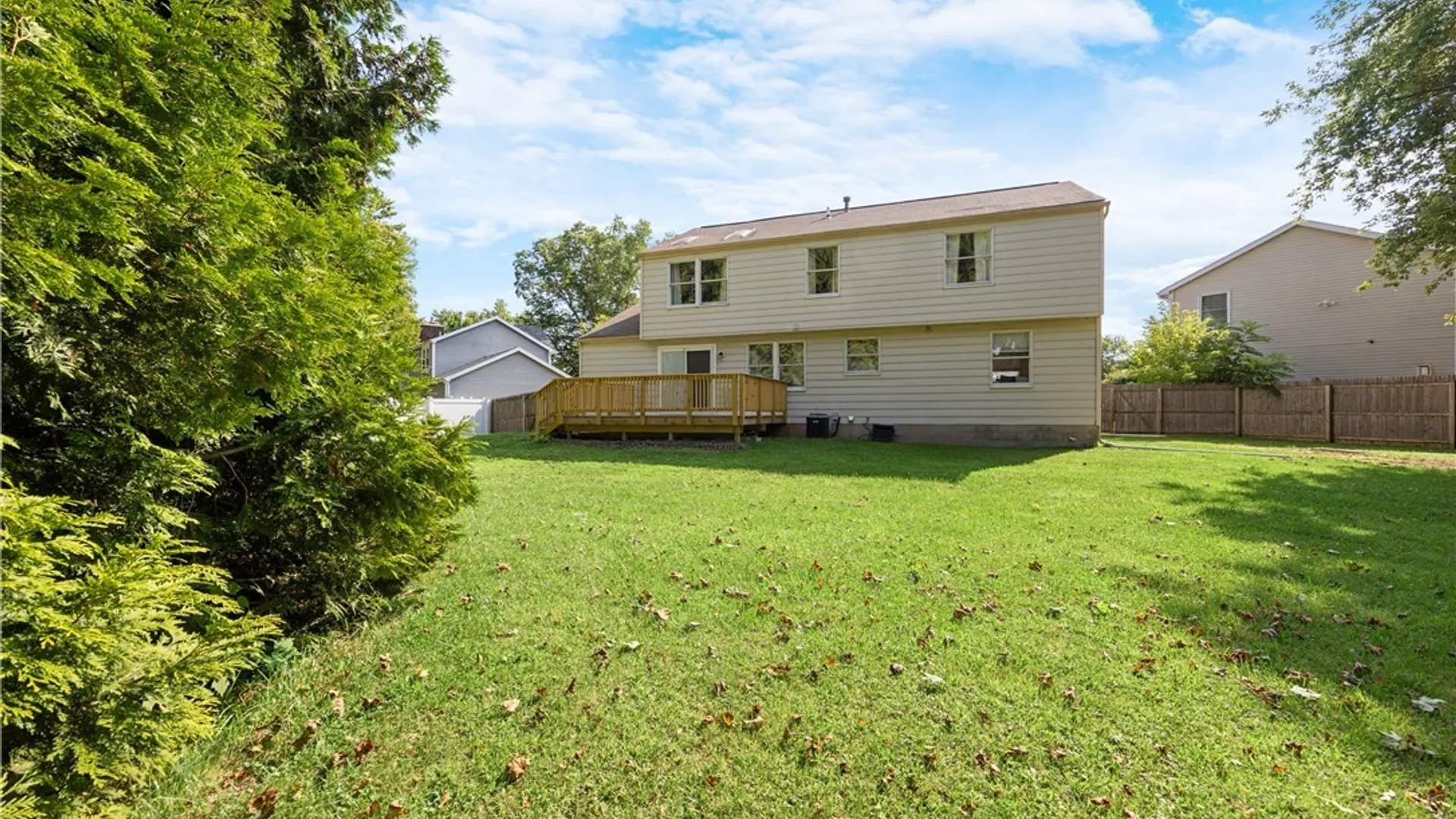 Property at 89 Inglesid Lane, Salina, NY 13090 41