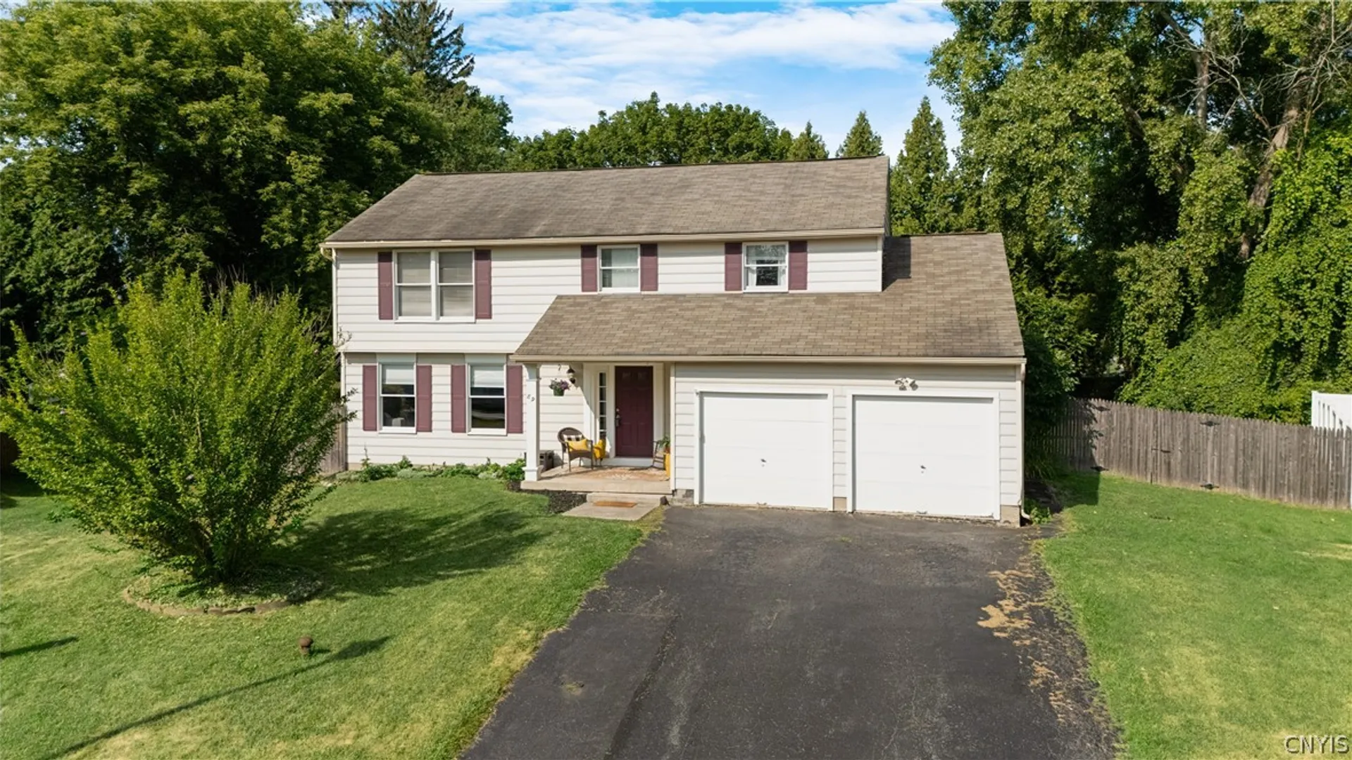 Property at 89 Inglesid Lane, Salina, NY 13090 2