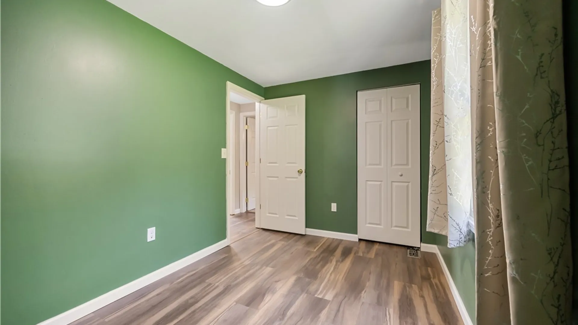 Property at 89 Inglesid Lane, Salina, NY 13090 32