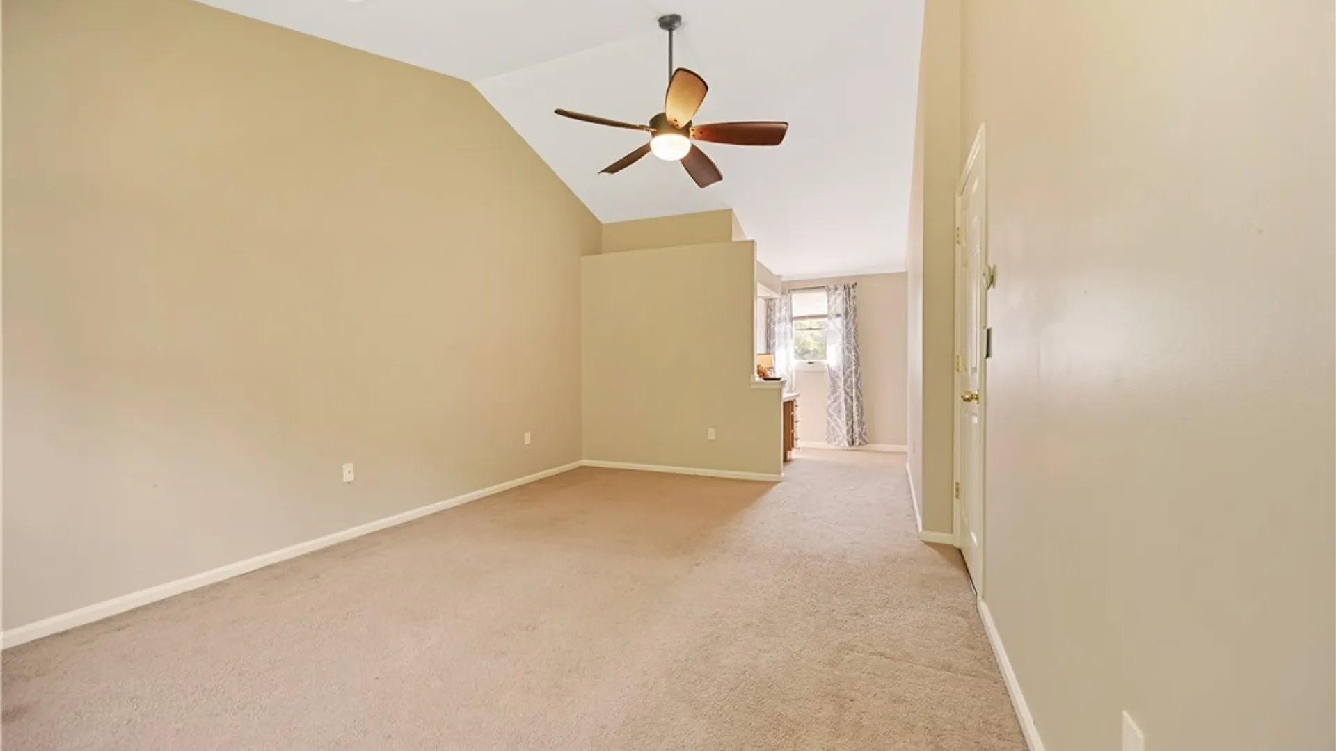 Property at 89 Inglesid Lane, Salina, NY 13090 36