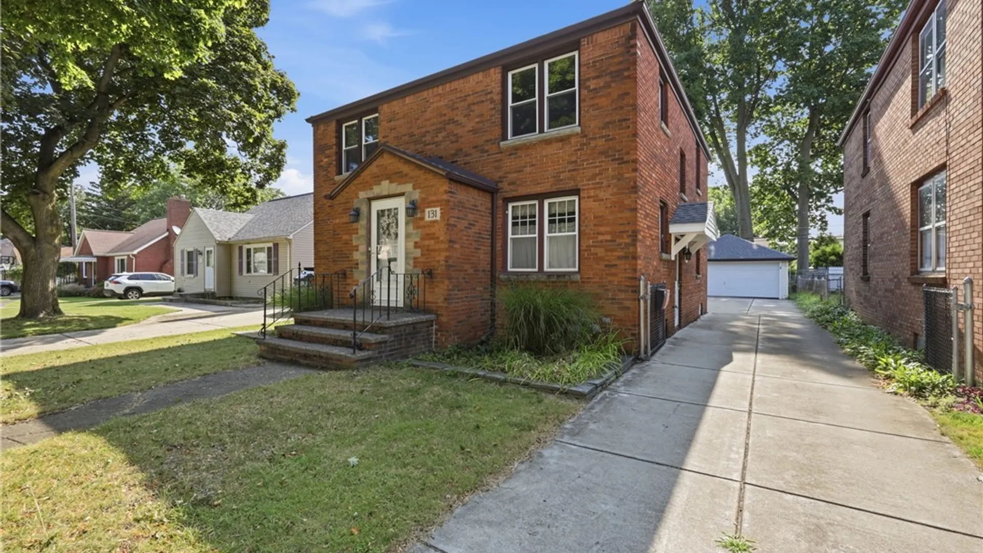 Property at 131 Chamberlin Drive, West Seneca, NY 14210 2