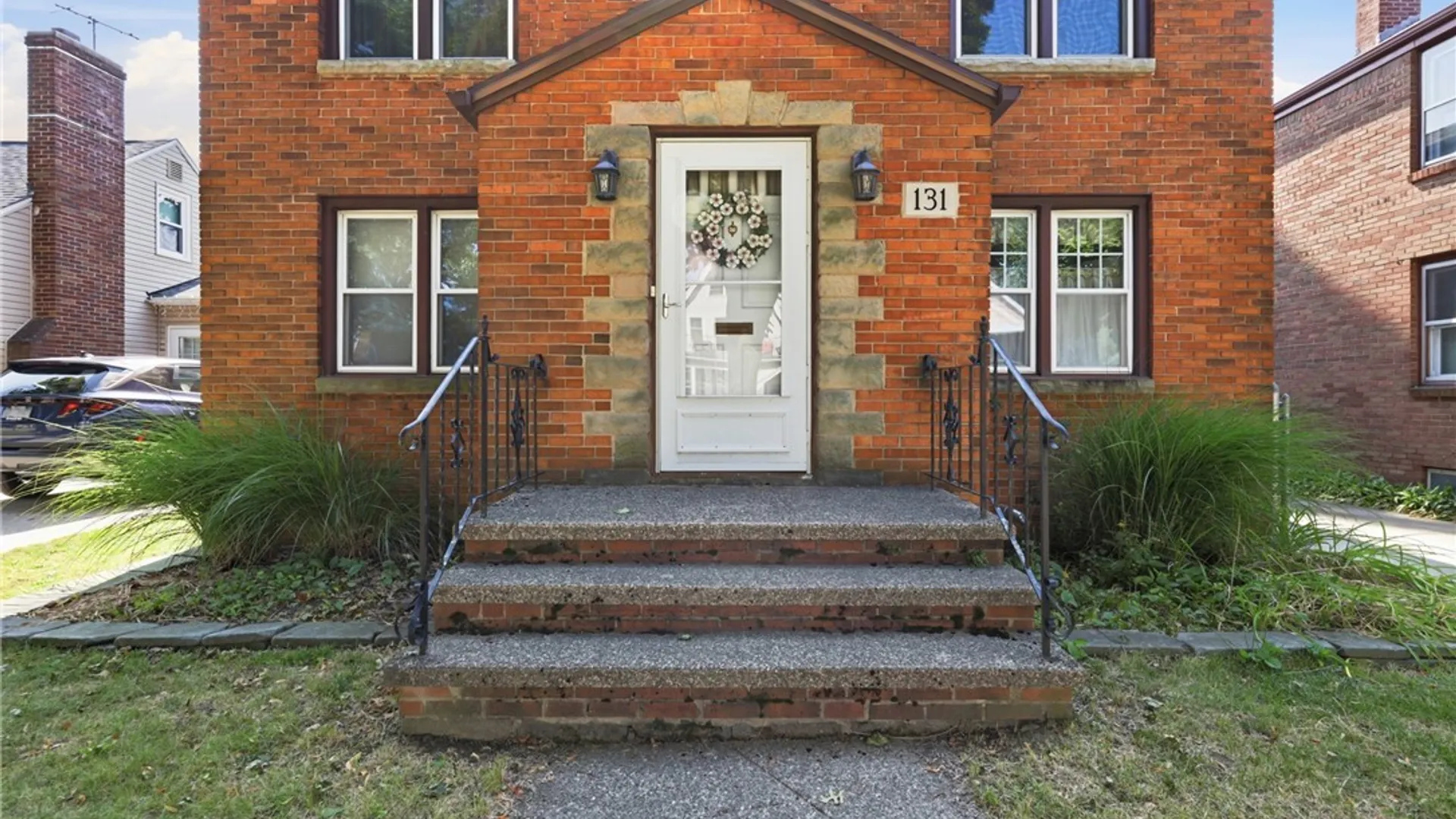 Property at 131 Chamberlin Drive, West Seneca, NY 14210 3