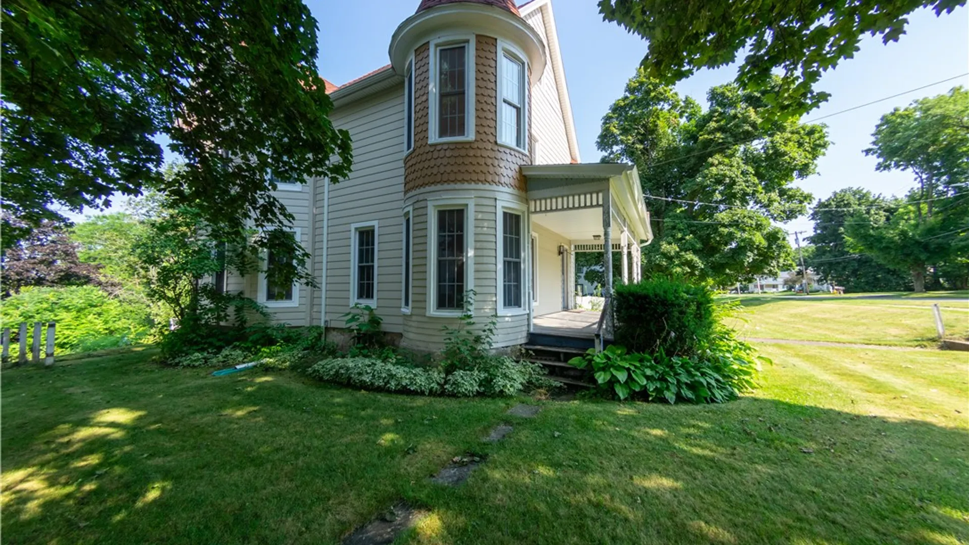 Property at 5 Linden Street, Livonia, NY 14487 3
