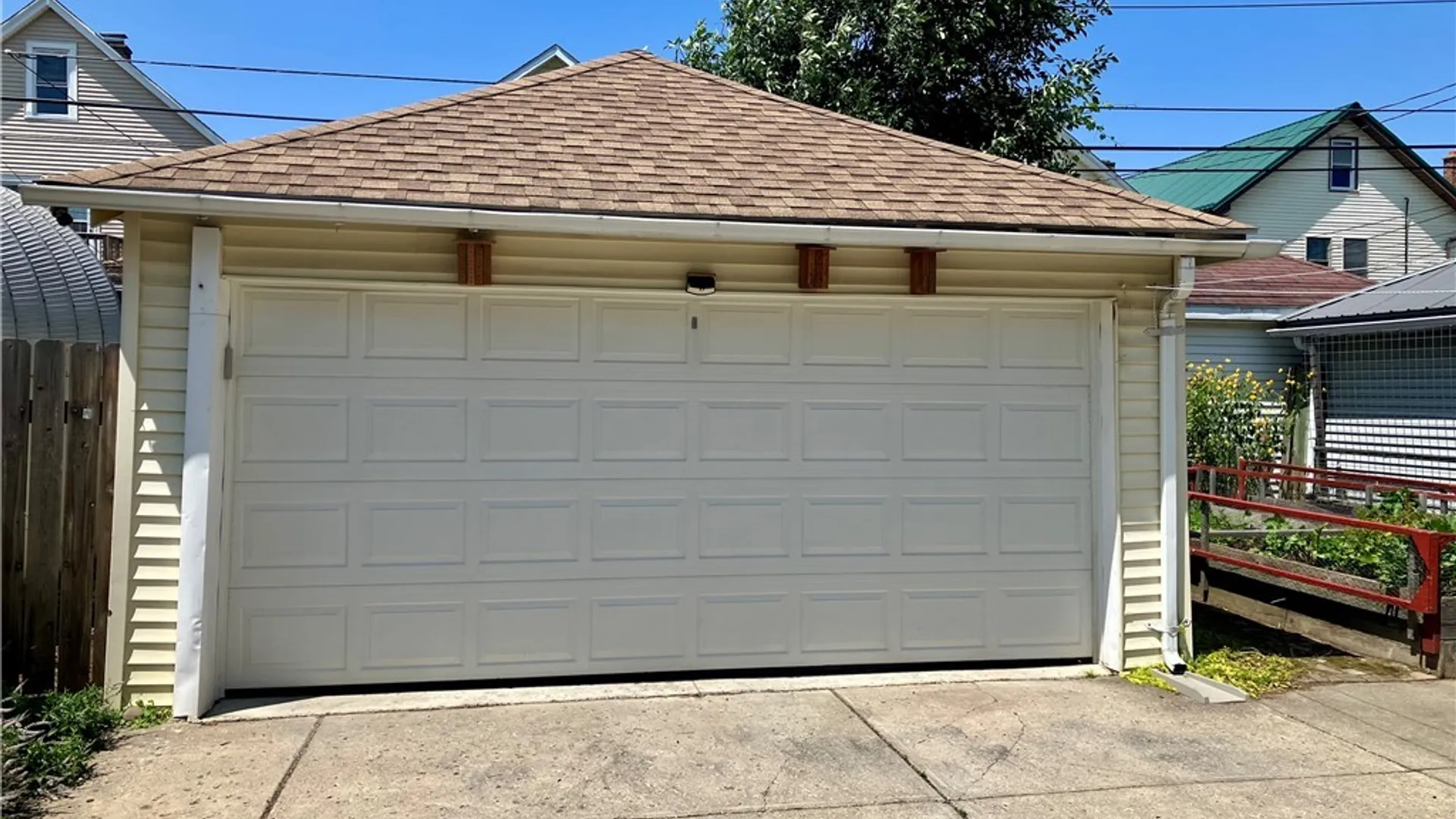 Property at 304 Wellington Road, Buffalo, NY 14216 3