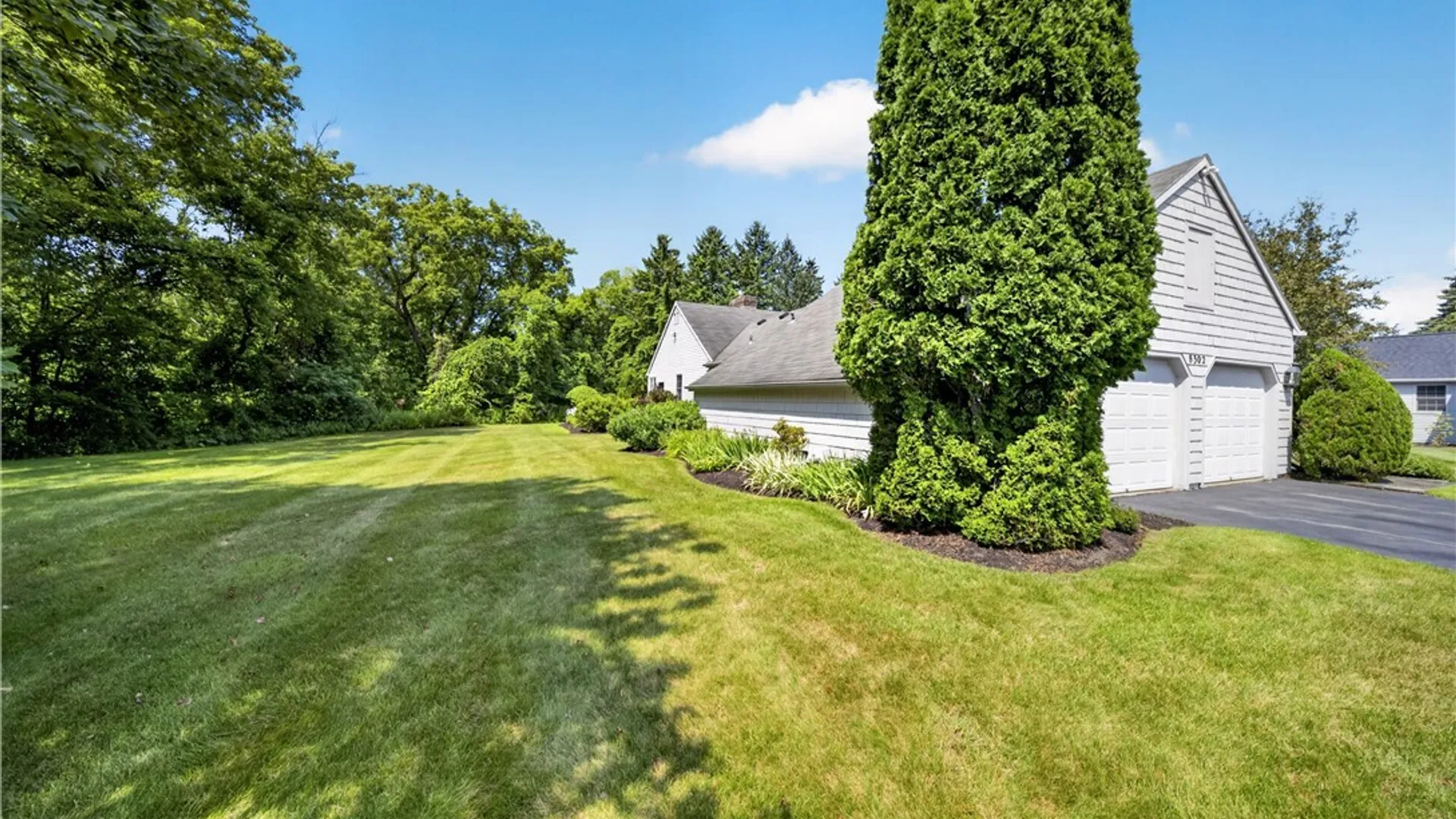 Property at 8302 Decoy Run, Manlius, NY 13104 44