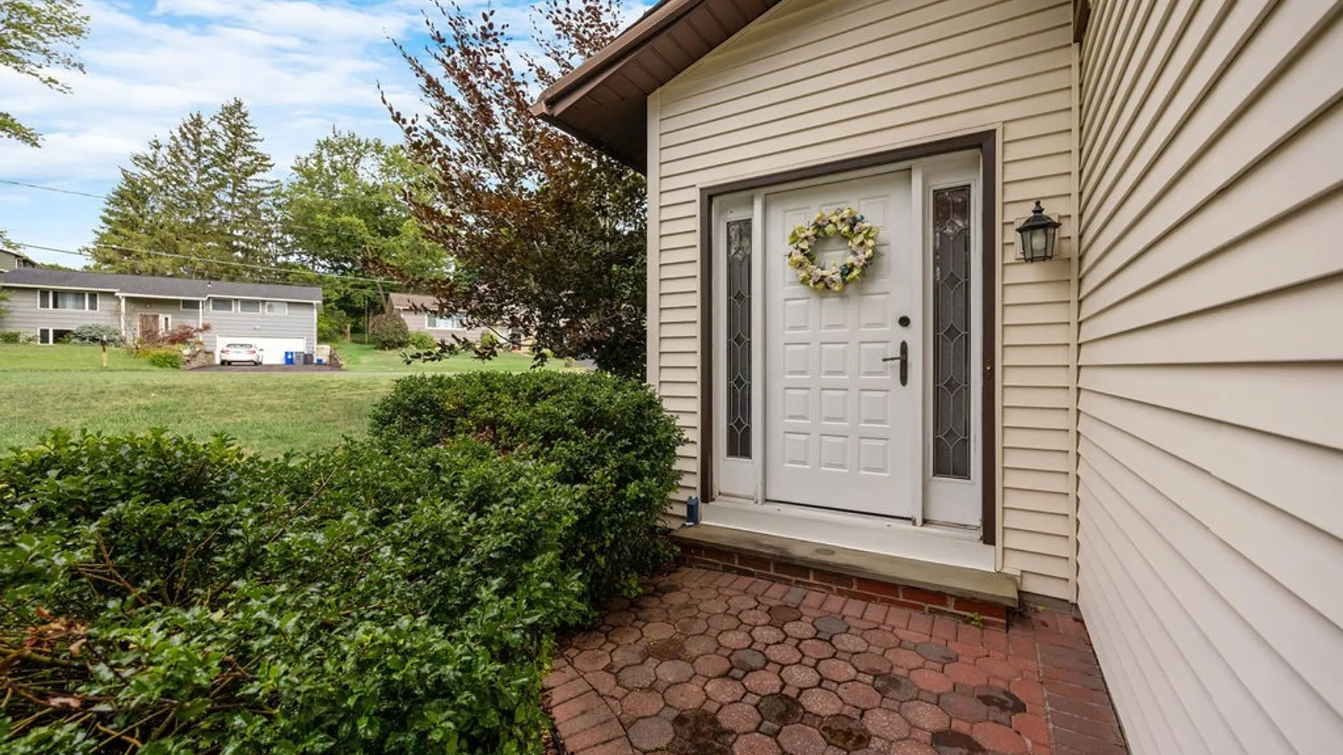 Property at 100 Eden Roc Circle, DeWitt, NY 13214 8