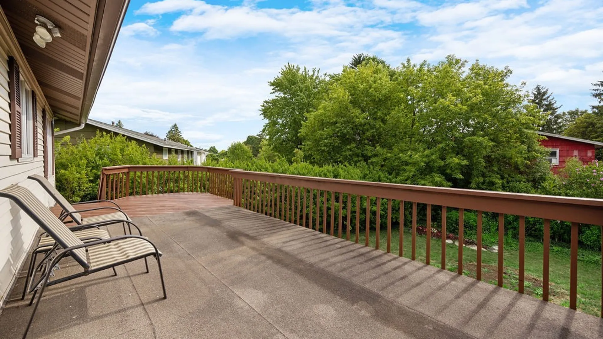 Property at 100 Eden Roc Circle, DeWitt, NY 13214 9
