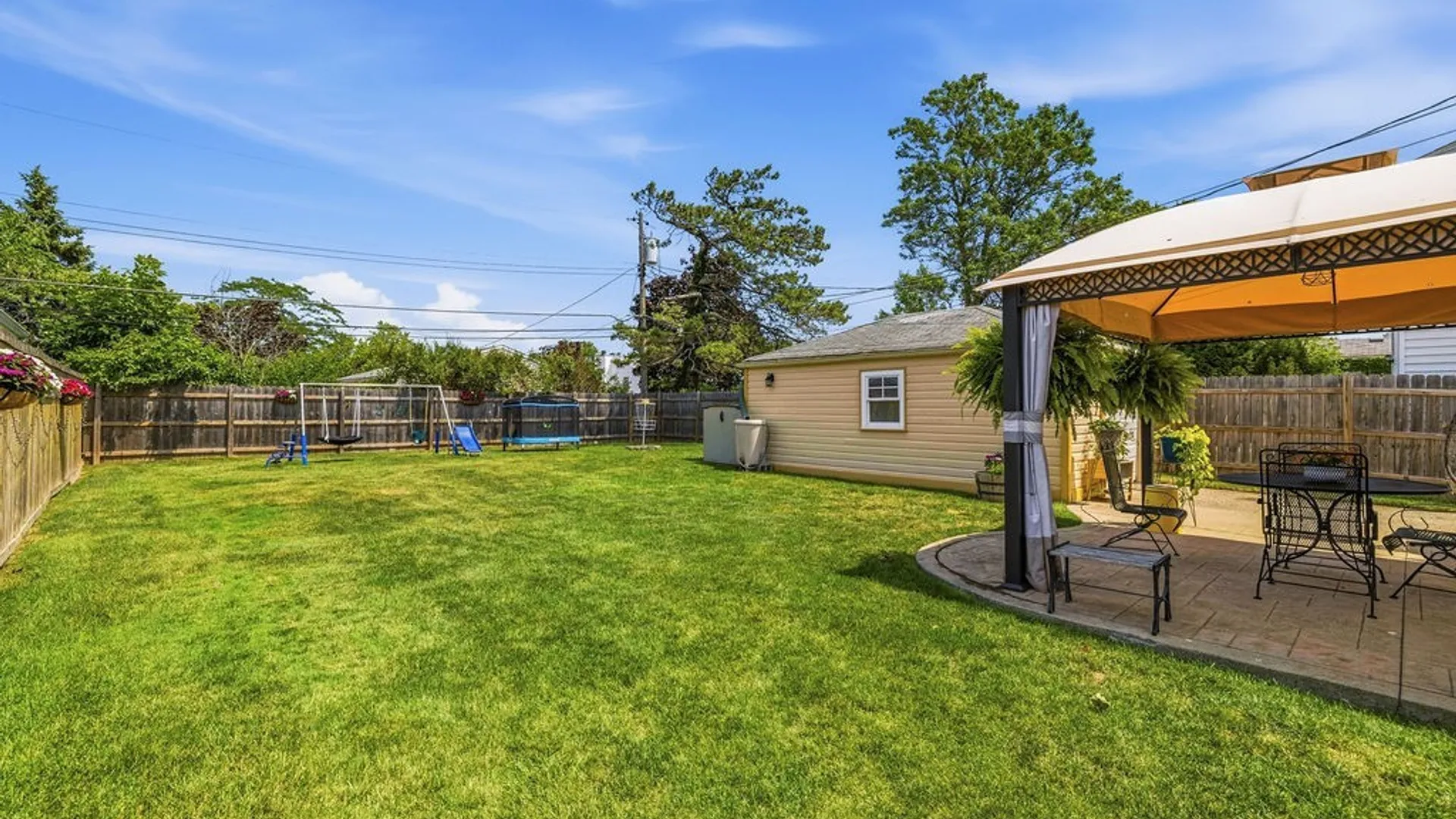 Property at 146 Snug Haven Court, Tonawanda, NY 14150 6