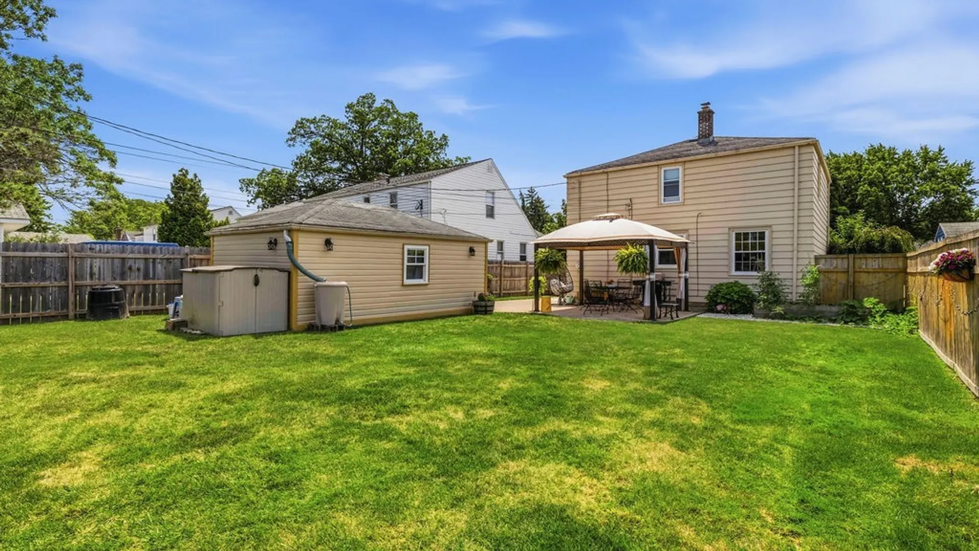 Property at 146 Snug Haven Court, Tonawanda, NY 14150 7