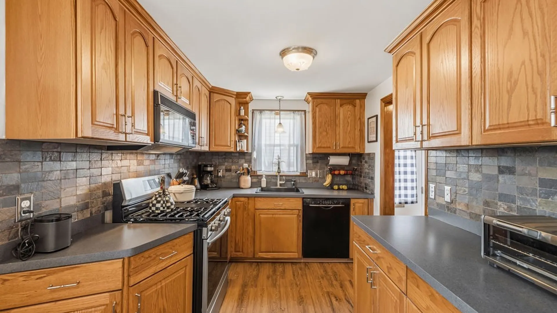 Property at 146 Snug Haven Court, Tonawanda, NY 14150 14