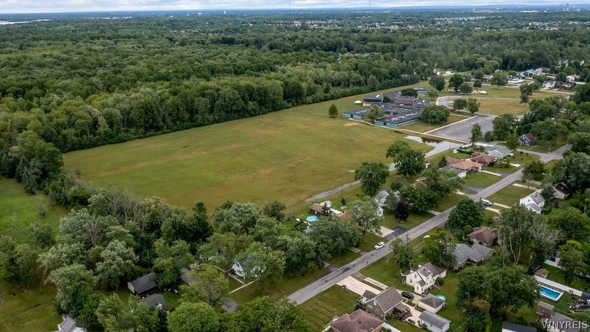 Property at 3427 Warner Drive, Grand Island, NY 14072 42