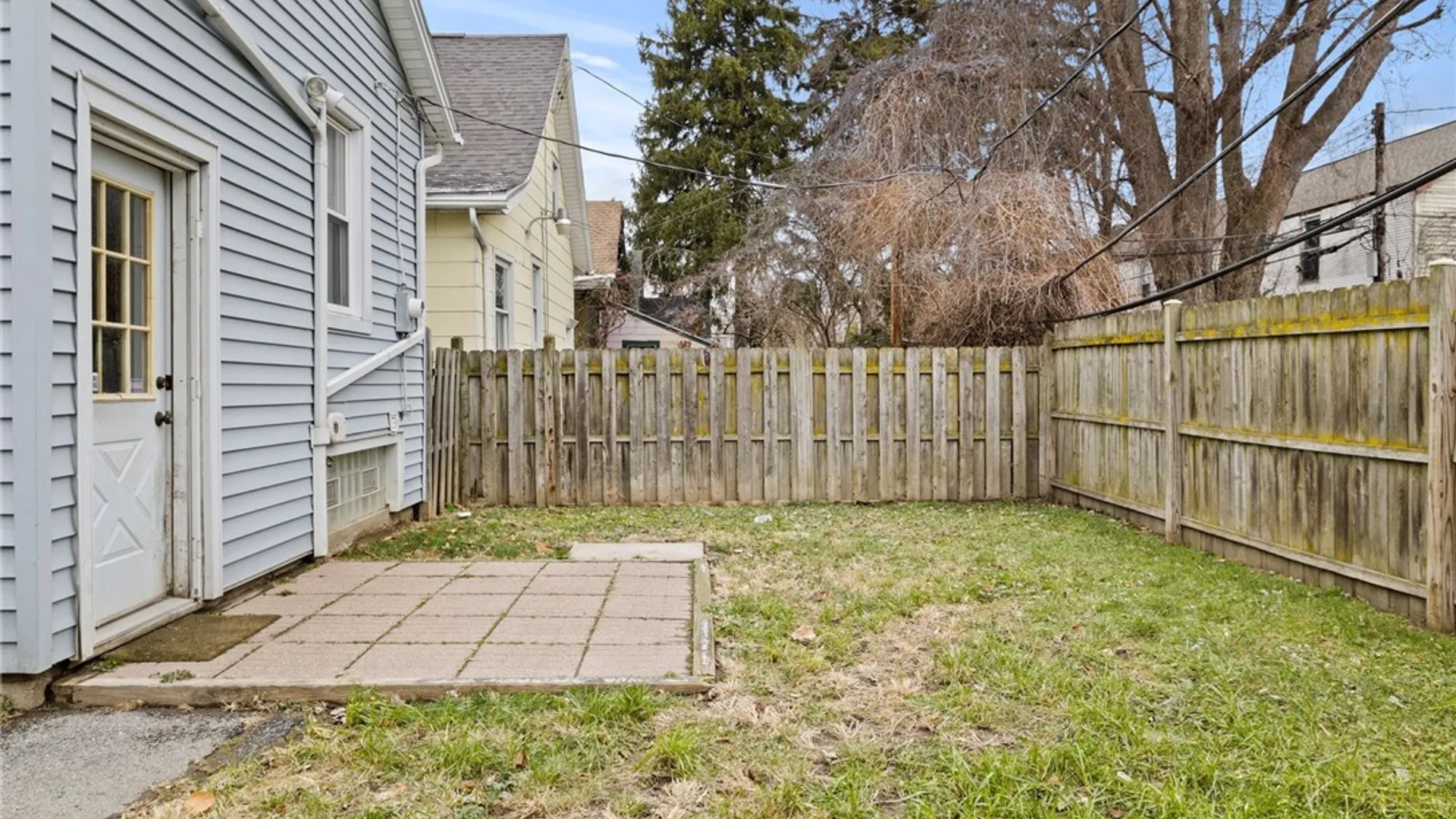 Property at 20 Bloomfield Place, Rochester, NY 14620 26