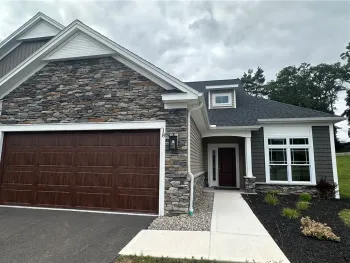 Property at 18 Eagle Hollow, Perinton, NY 14526