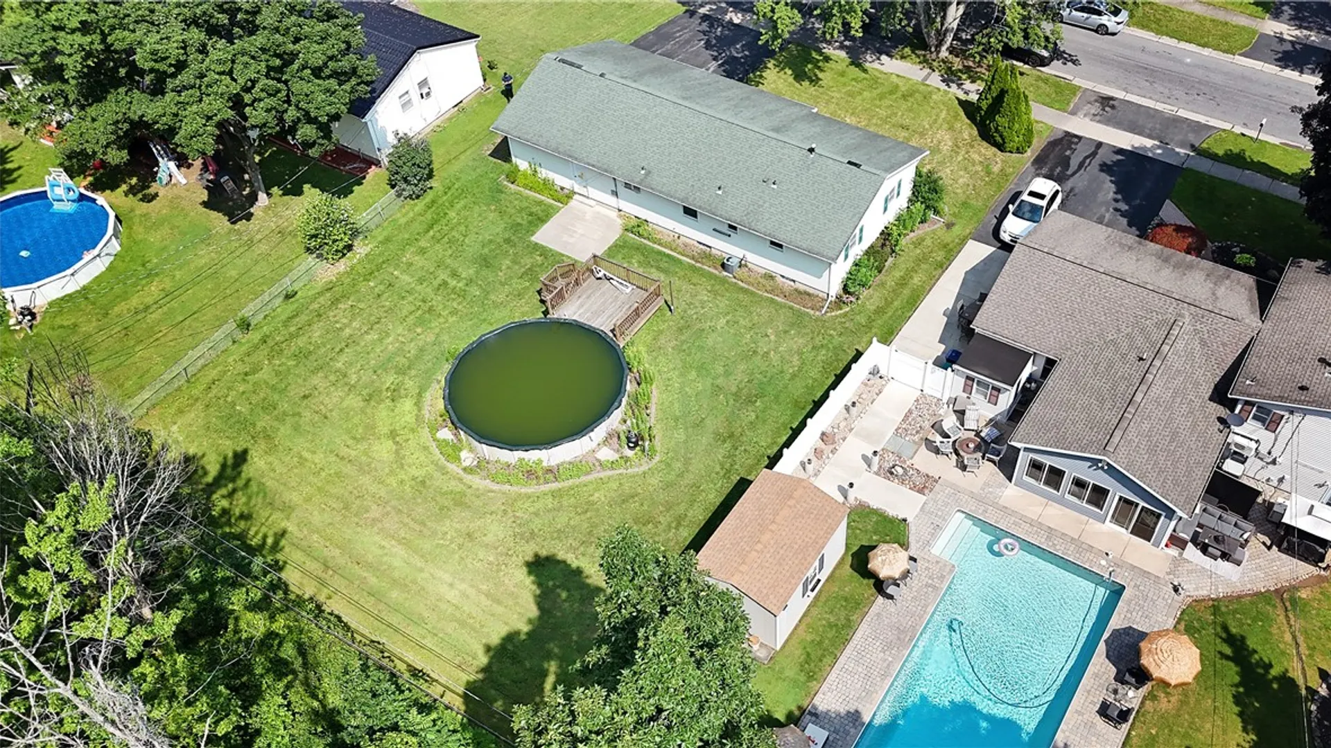 Property at 15 Elmford Road, Gates, NY 14606 35