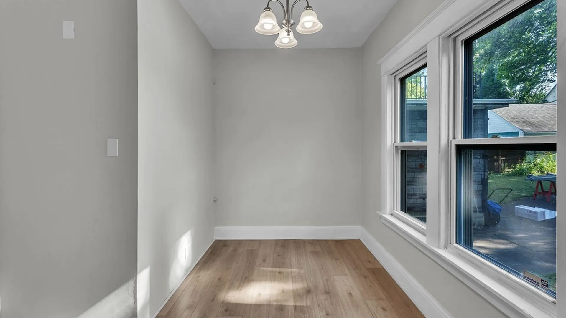 Property at 39 Springville Avenue, Amherst, NY 14226 12