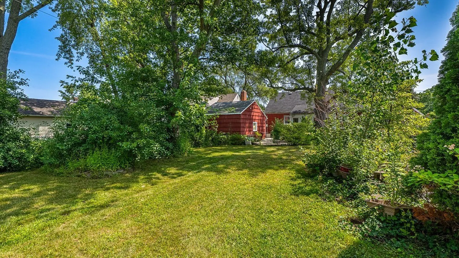 Property at 924 Delaware Road, Tonawanda, NY 14223 32