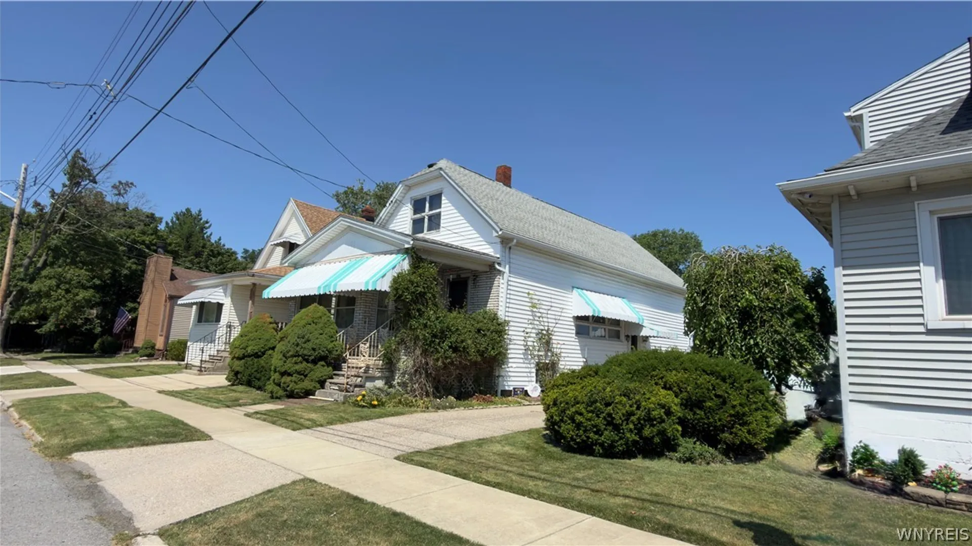 Property at 131 Willowlawn Parkway, Cheektowaga, NY 14206 3
