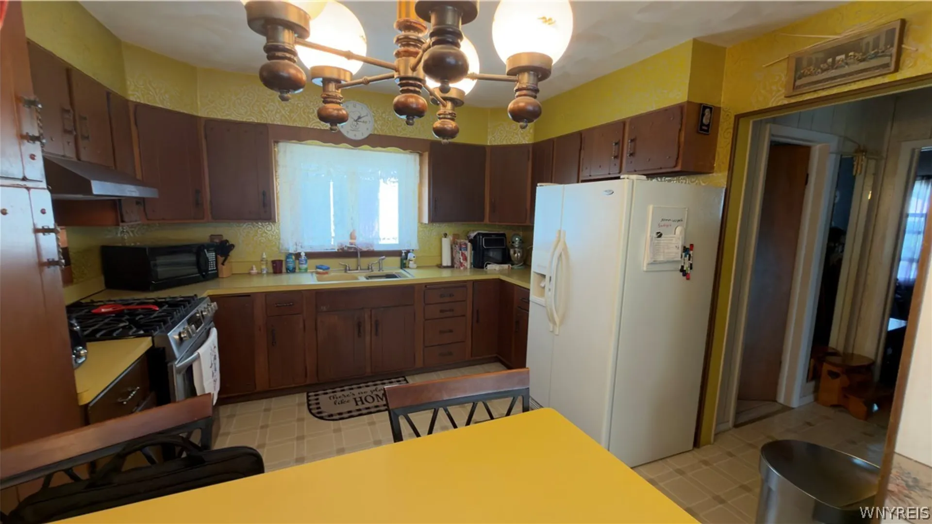 Property at 131 Willowlawn Parkway, Cheektowaga, NY 14206 9