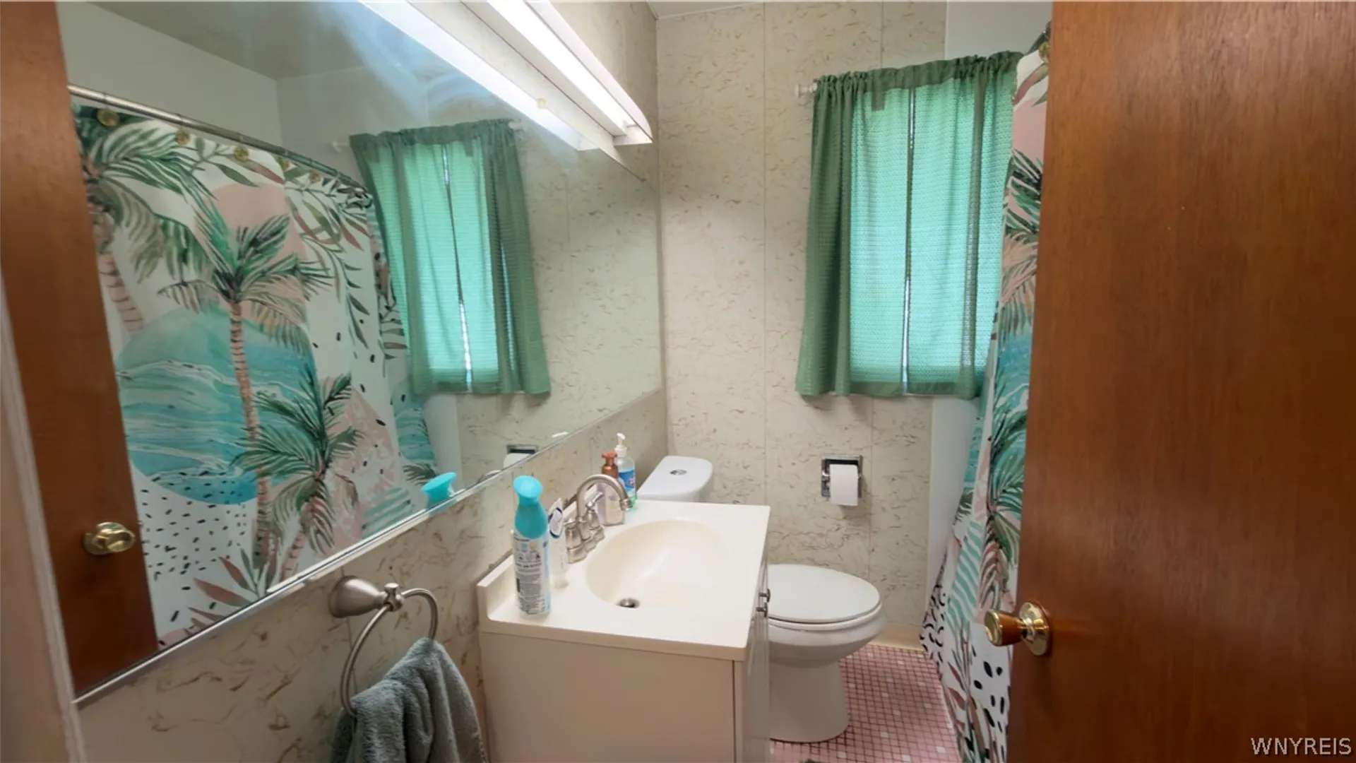Property at 131 Willowlawn Parkway, Cheektowaga, NY 14206 26