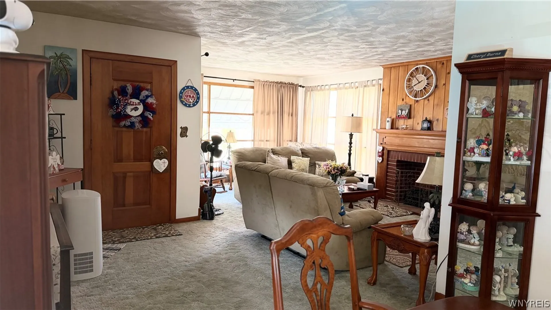 Property at 131 Willowlawn Parkway, Cheektowaga, NY 14206 15