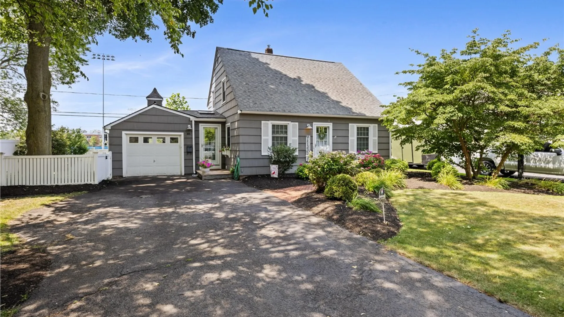 Property at 85 Brooklawn Dr, Brighton, NY 14618 2