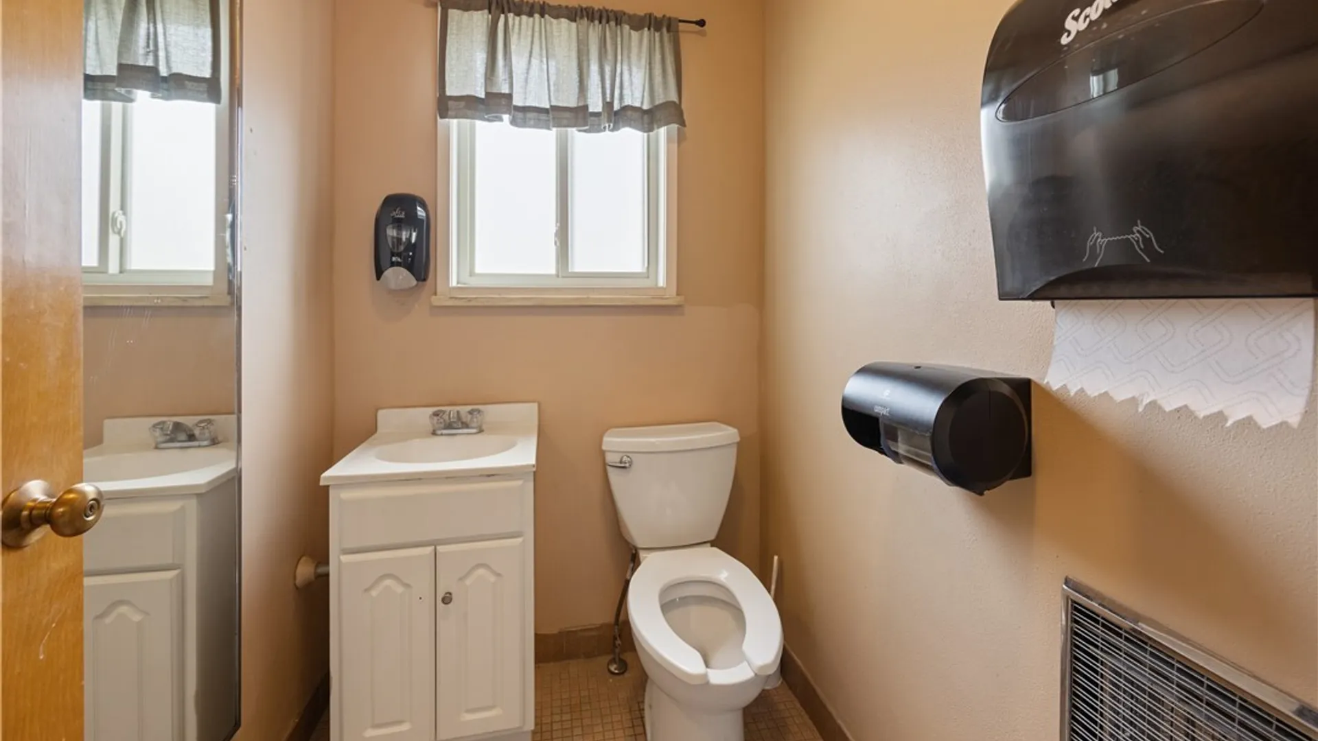 Property at 105 Stanton Avenue, Geddes, NY 13209 16