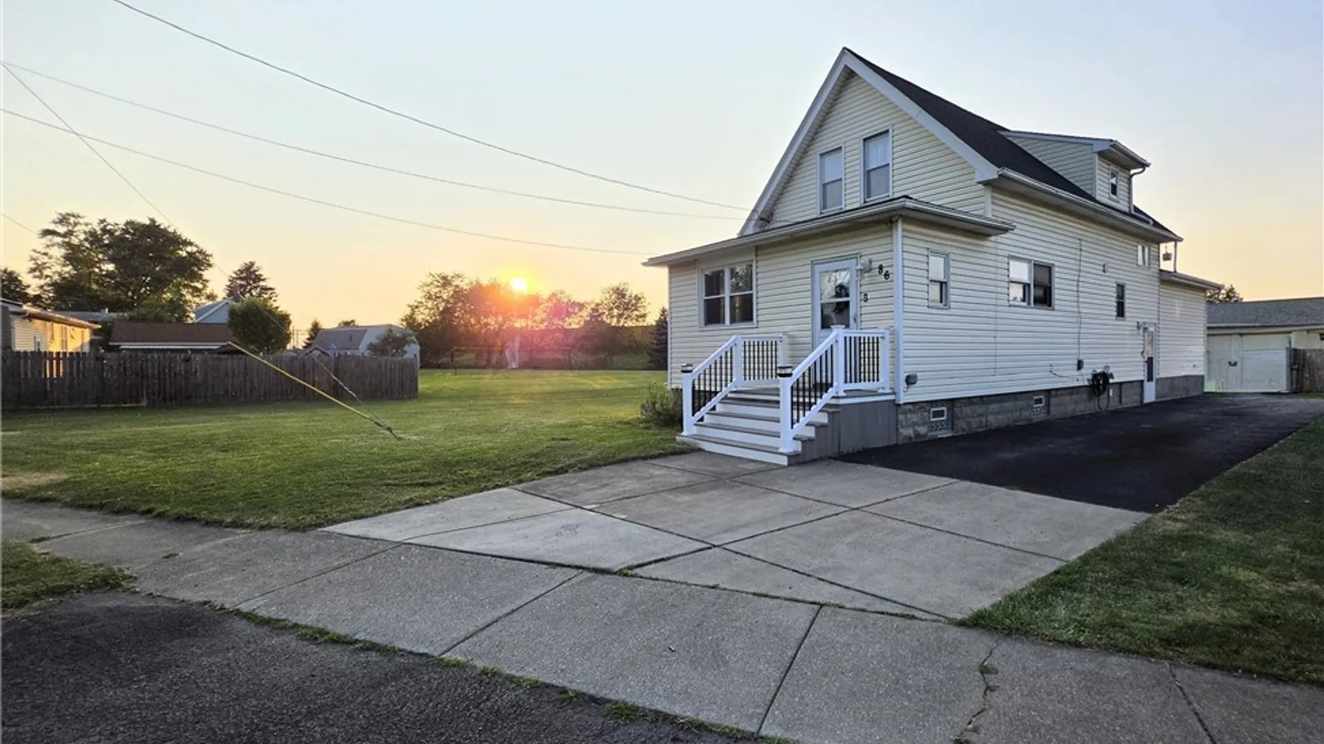Property at 86 Cayuga Creek Road, Cheektowaga, NY 14227 49