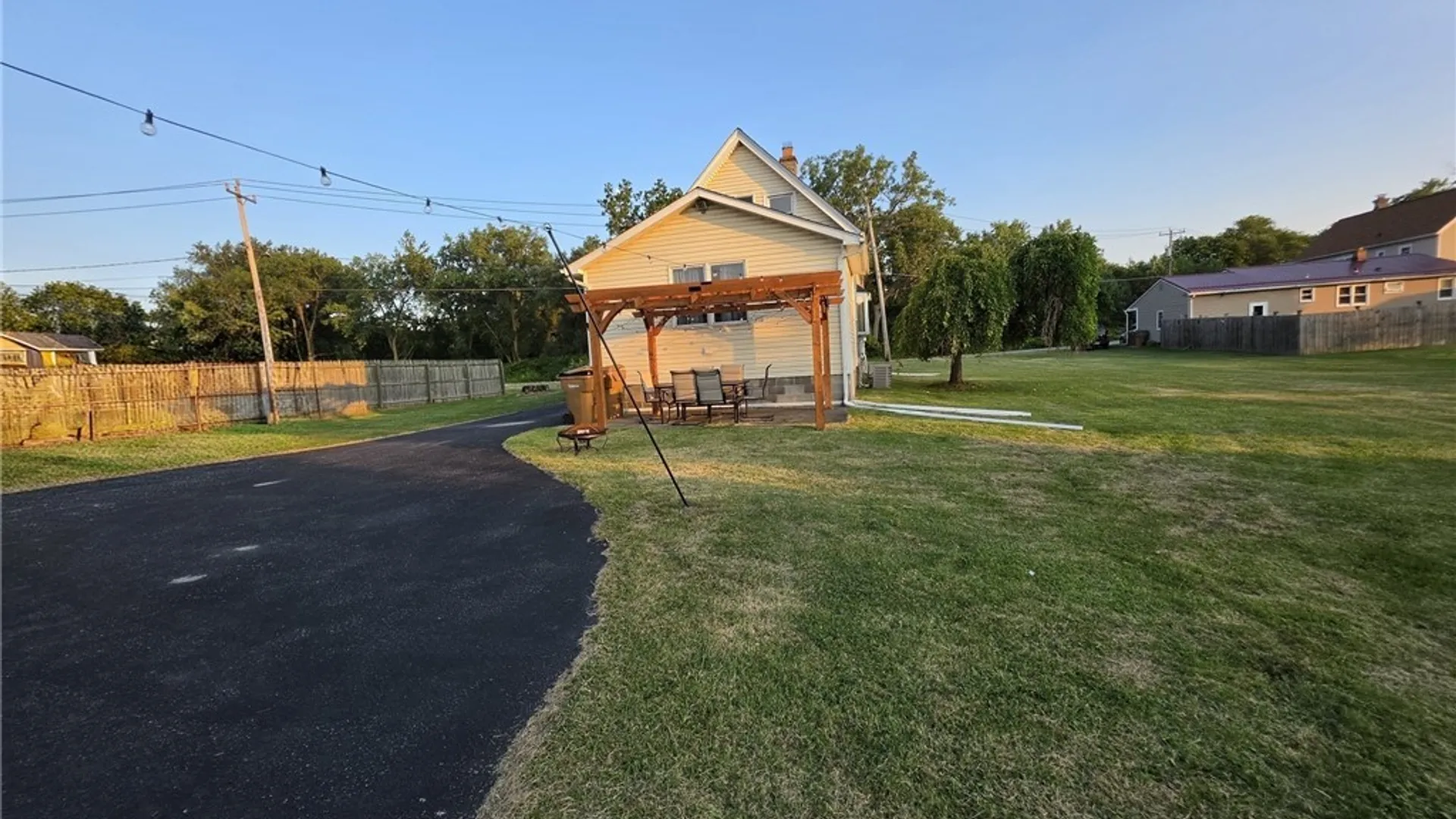 Property at 86 Cayuga Creek Road, Cheektowaga, NY 14227 34