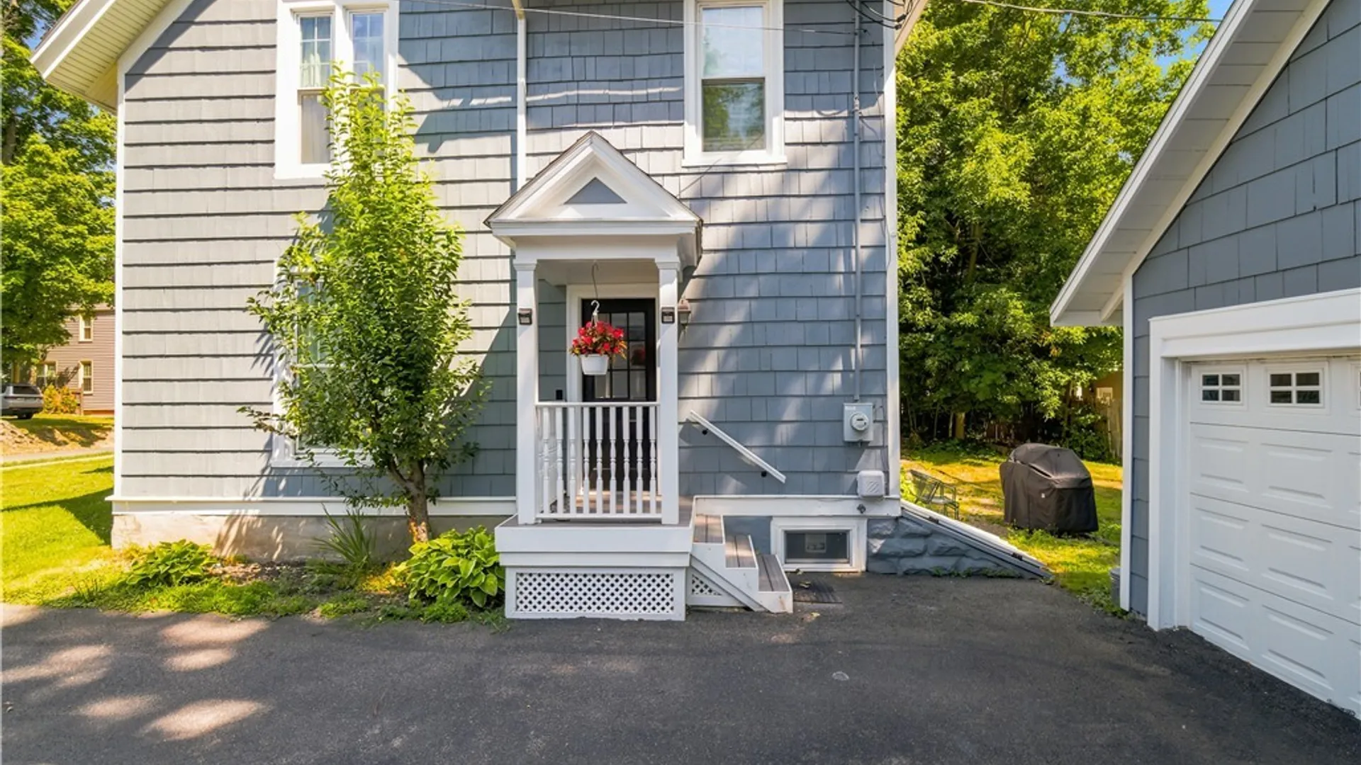 Property at 33 Pennsylvania Avenue, Busti, NY 14750 38